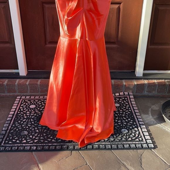 Beautiful Prom/Evening Dress🔥🔥 - Picture 4 of 6